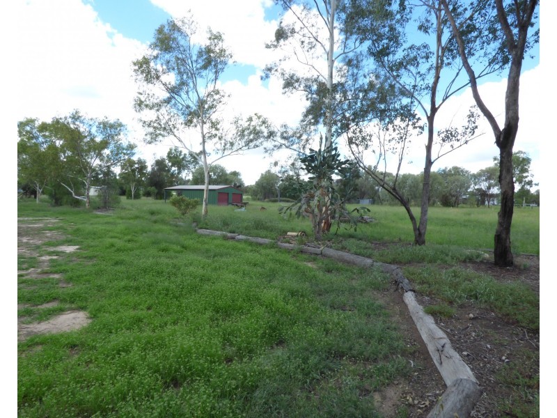 32 Clayton Road, Roma QLD 4455