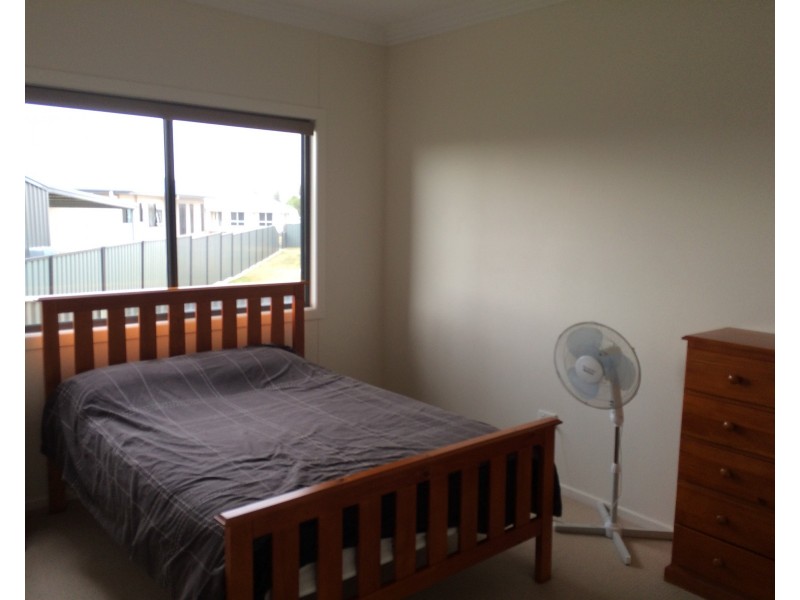 2 Lockyer Crescent, Roma QLD 4455