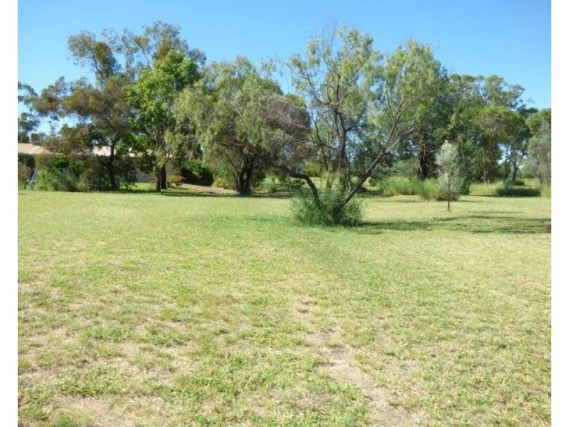21 Lalors Lane, Roma QLD 4455