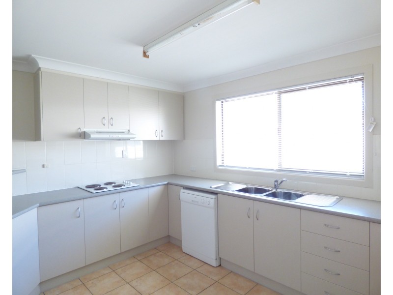 16 Marsden Court, Roma QLD 4455
