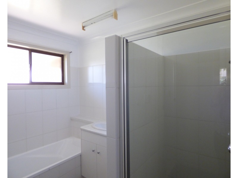 16 Marsden Court, Roma QLD 4455