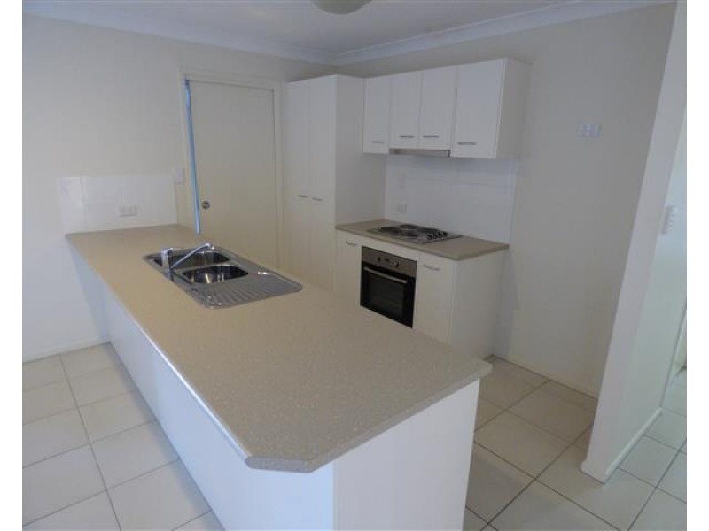 11 Courtney Street, Roma QLD 4455