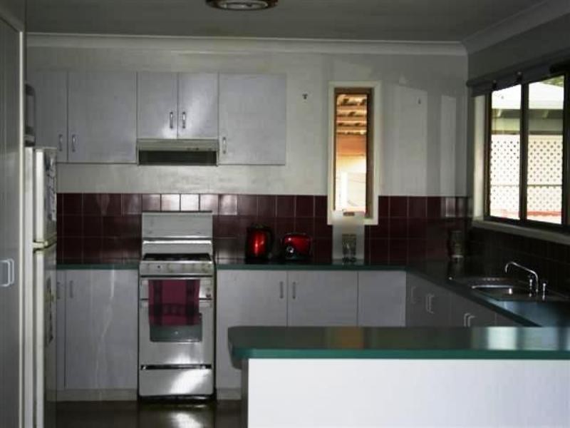 9 Powell Street, Roma QLD 4455