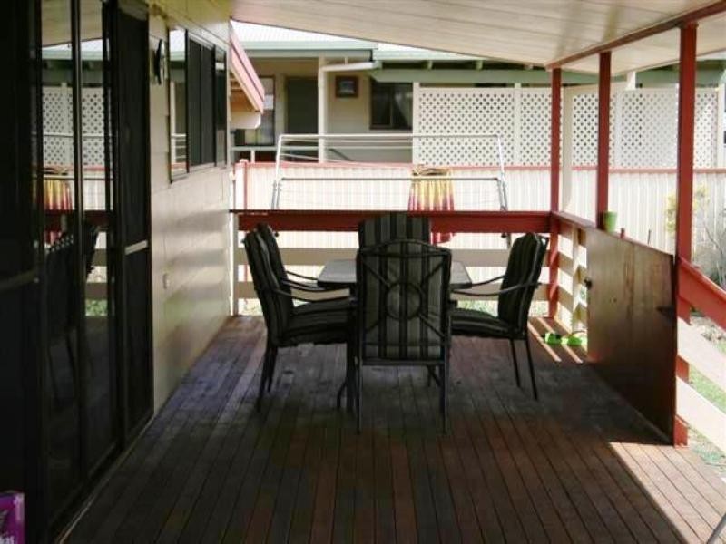 9 Powell Street, Roma QLD 4455