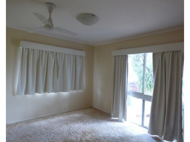 81 Miscamble Street, Roma QLD 4455