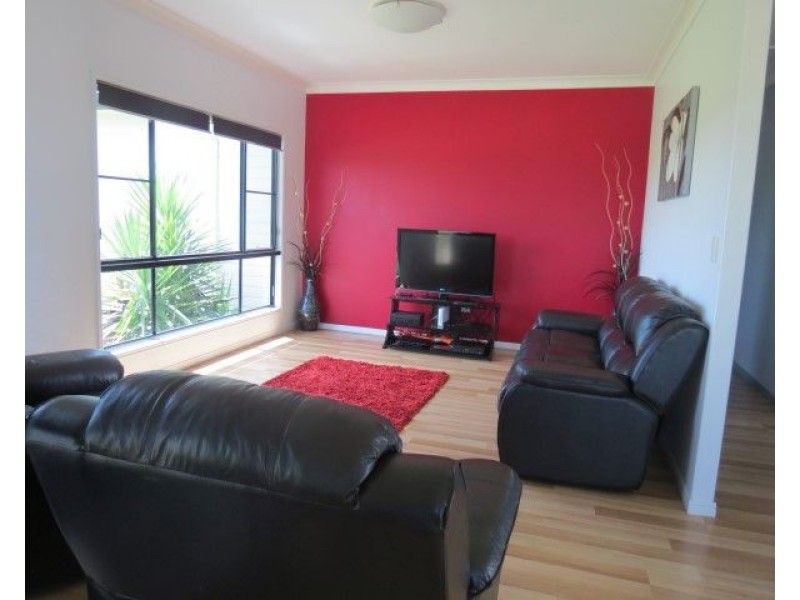 36 Hodgson Lane North, Hodgson QLD 4455