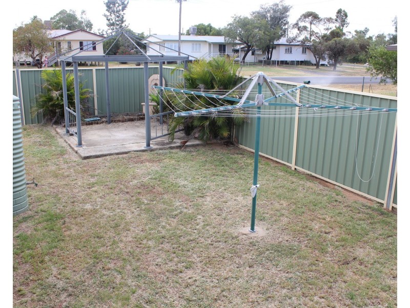 26 South Street, Roma QLD 4455