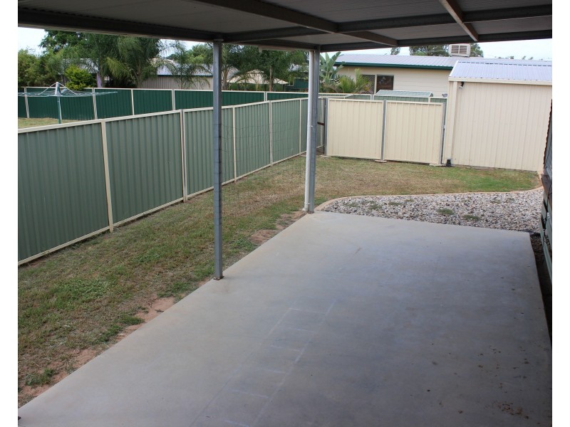 26 South Street, Roma QLD 4455