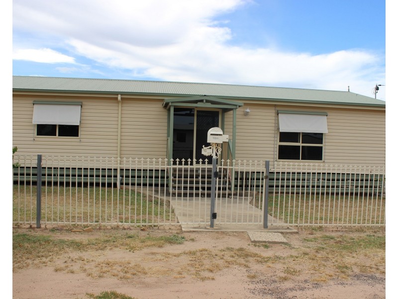 26 South Street, Roma QLD 4455