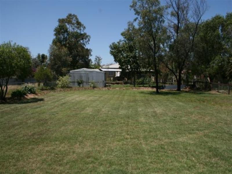8 May Street, Roma QLD 4455