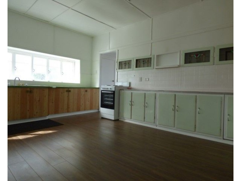 46970 Warrego Highway, Roma QLD 4455