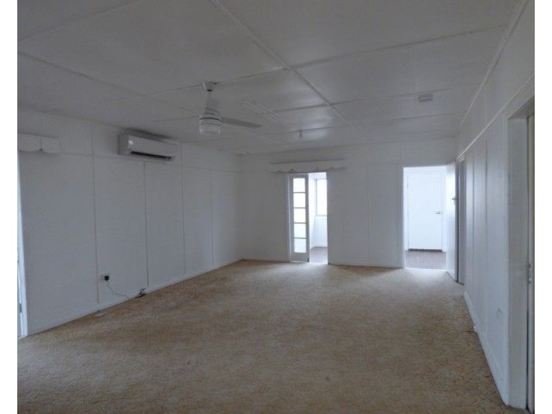 46970 Warrego Highway, Roma QLD 4455