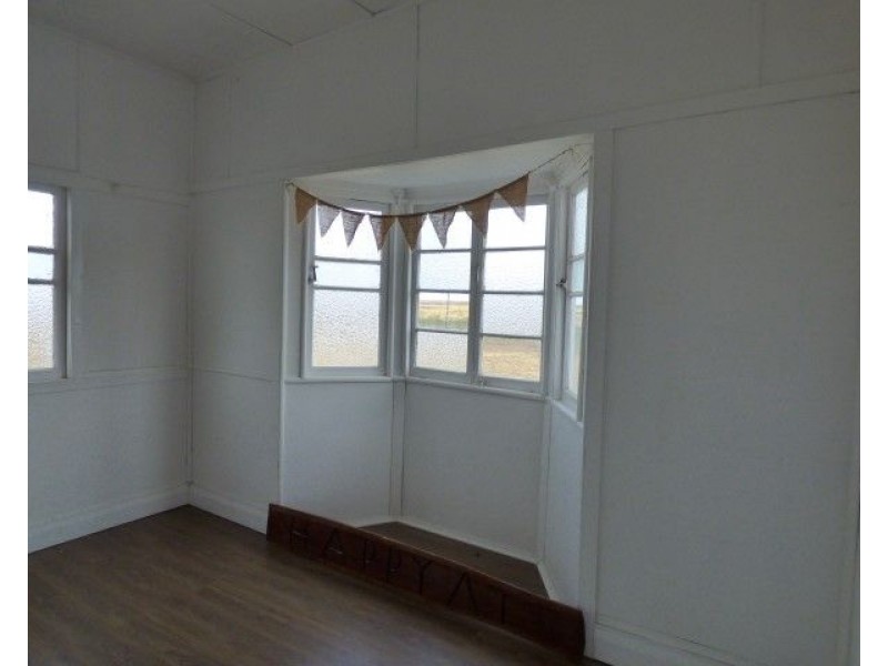 46970 Warrego Highway, Roma QLD 4455