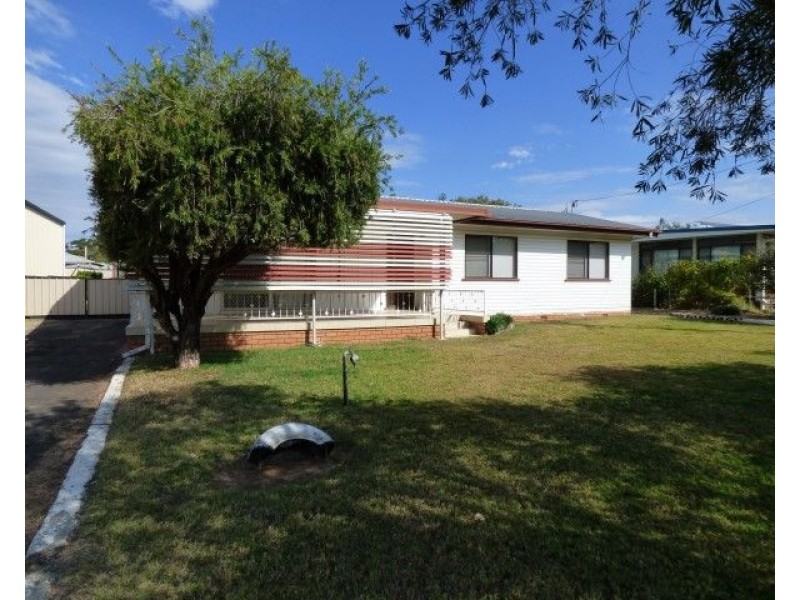 16 Howard Street, Roma QLD 4455