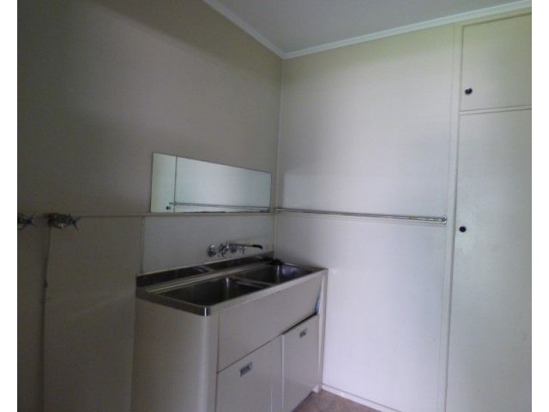 16 Howard Street, Roma QLD 4455