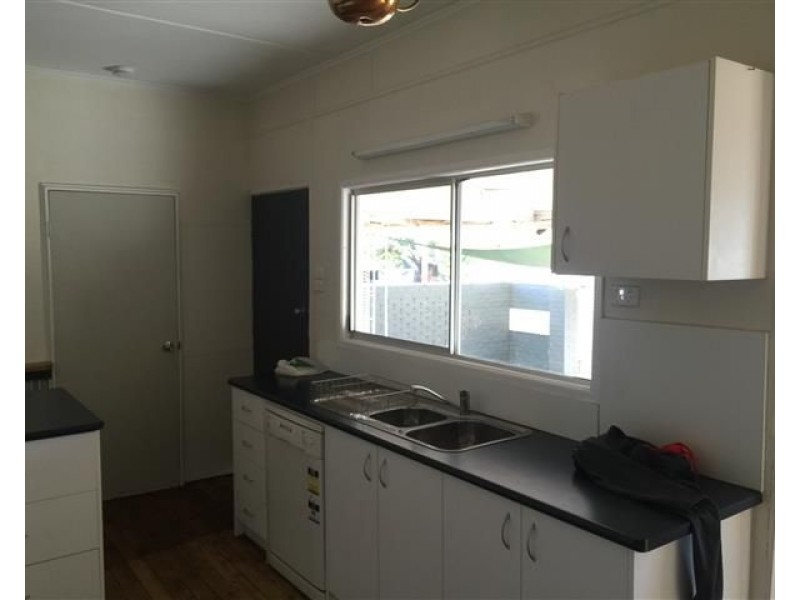 26 Duke Street, Roma QLD 4455