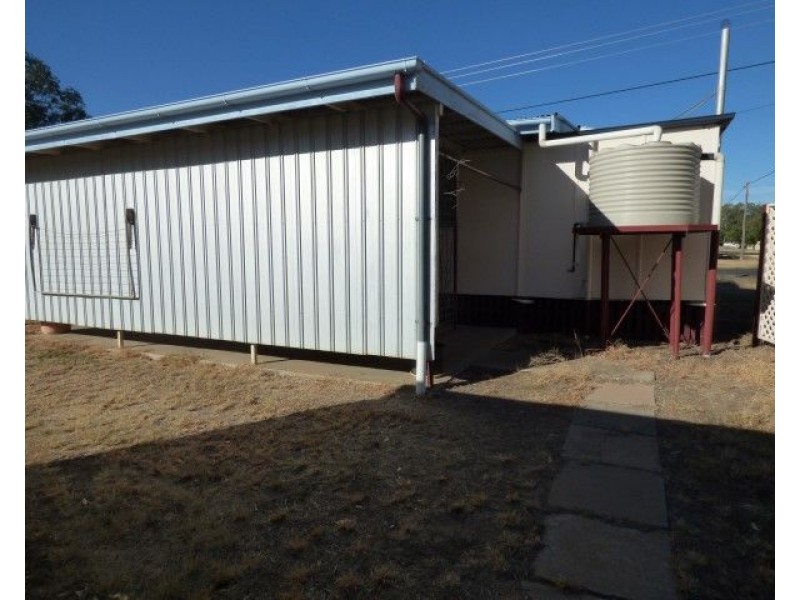 37-39 Charles Street, Roma QLD 4455