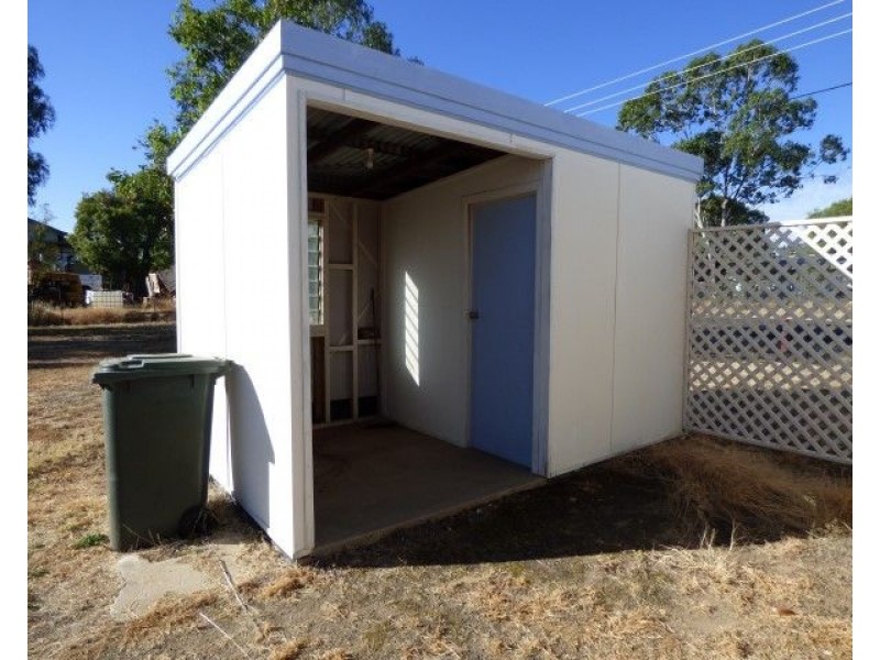 37-39 Charles Street, Roma QLD 4455