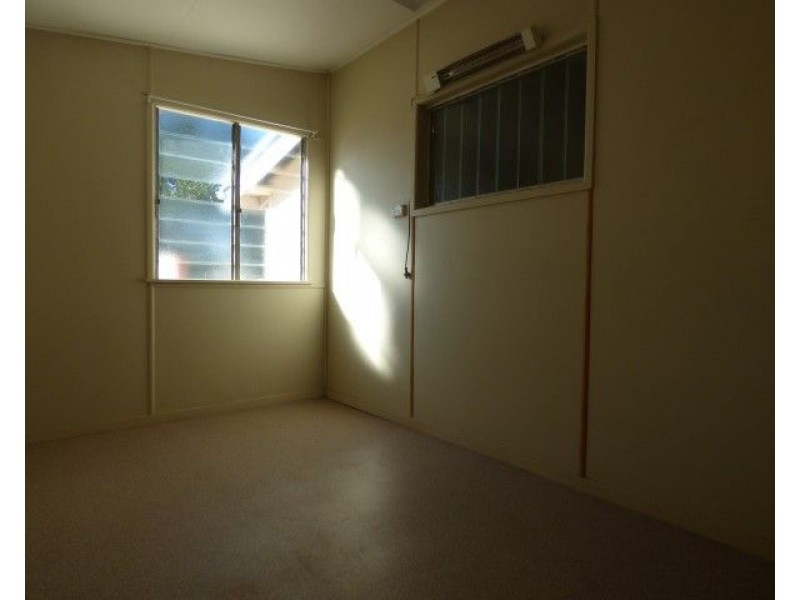 37-39 Charles Street, Roma QLD 4455