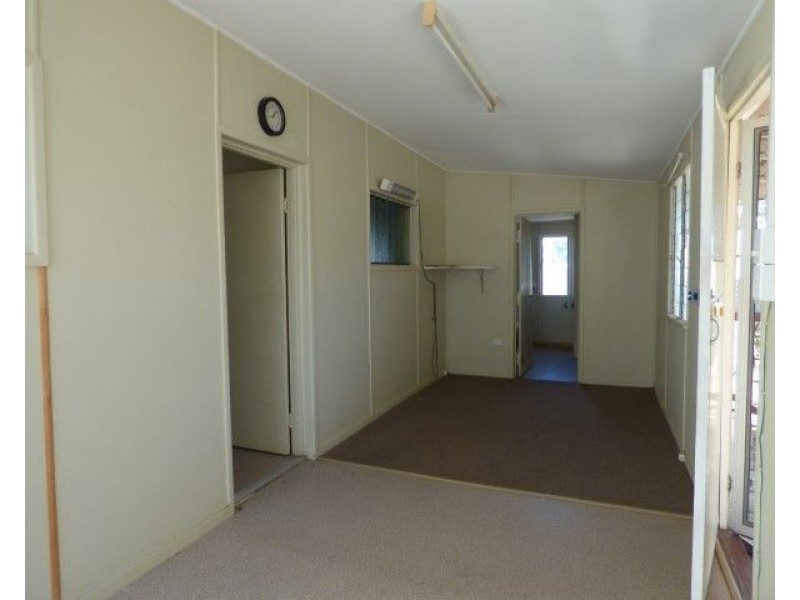 37-39 Charles Street, Roma QLD 4455