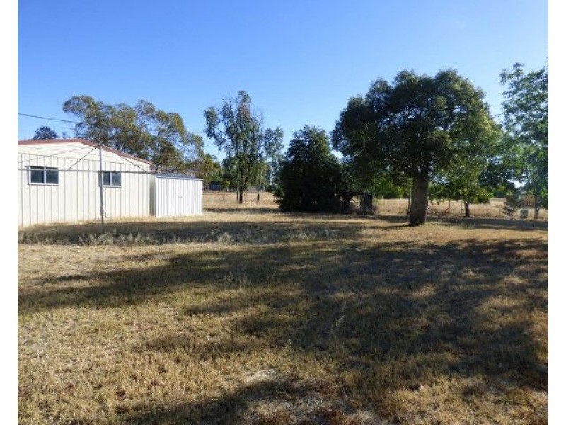 37-39 Charles Street, Roma QLD 4455