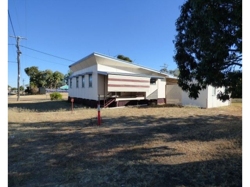 37-39 Charles Street, Roma QLD 4455