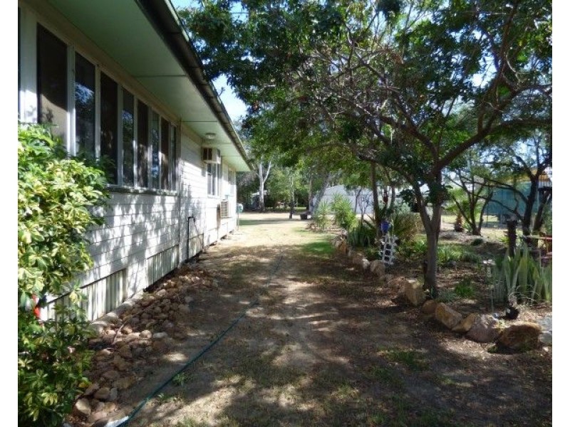 17 Arthur Street, Roma QLD 4455