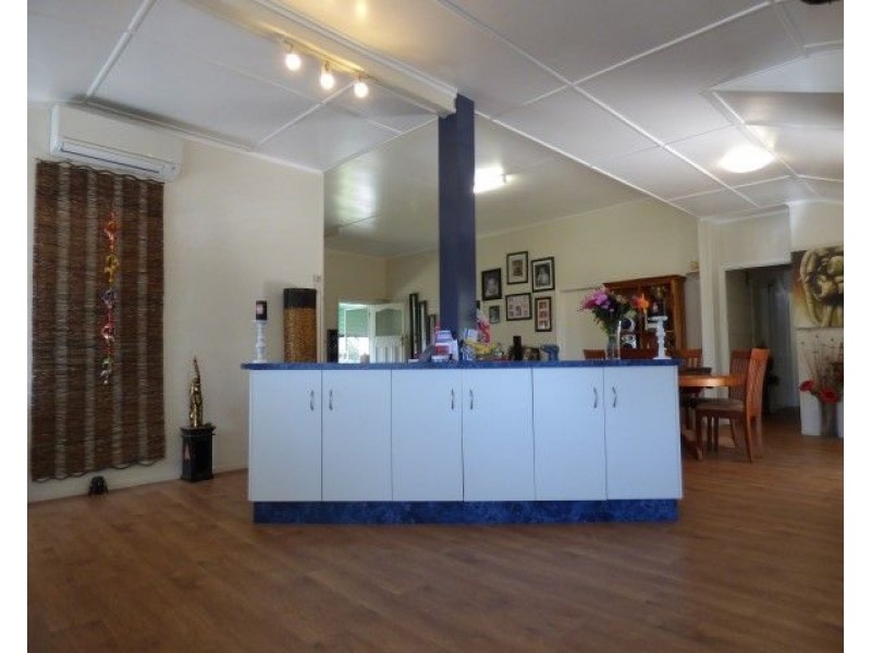 17 Arthur Street, Roma QLD 4455