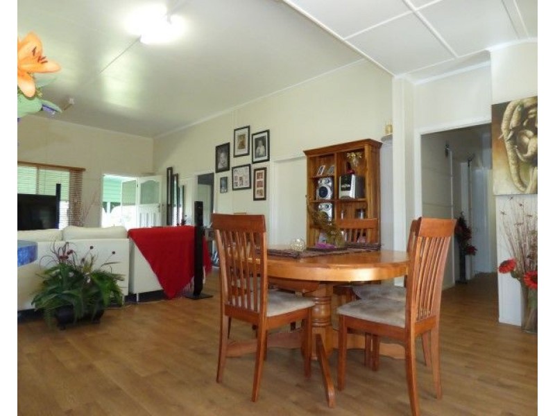 17 Arthur Street, Roma QLD 4455