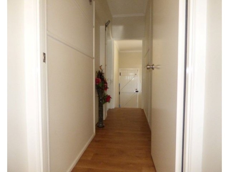 17 Arthur Street, Roma QLD 4455