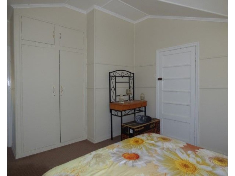 17 Arthur Street, Roma QLD 4455