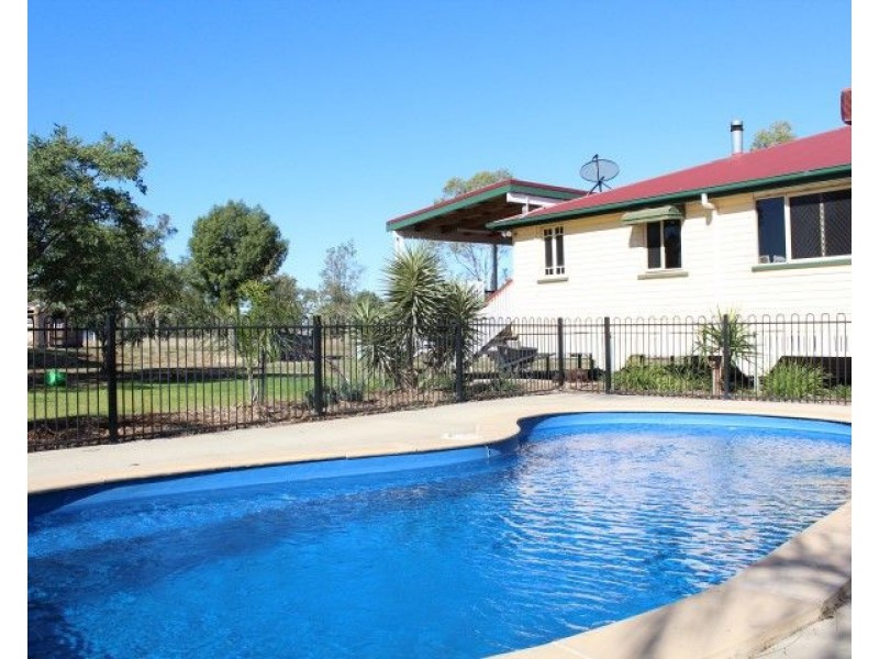 44 Clayton Road, Roma QLD 4455