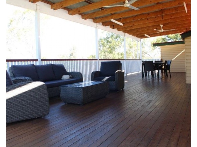 44 Clayton Road, Roma QLD 4455