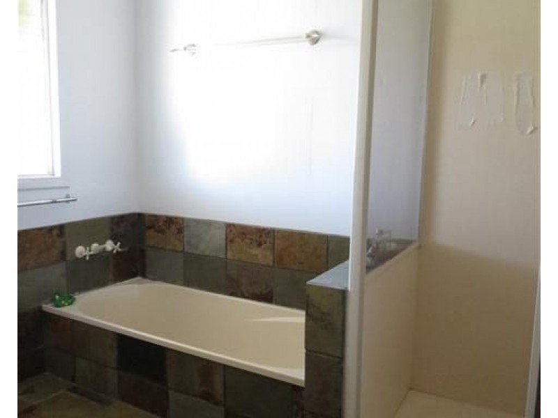 63-71 Geoghegan Road, Roma QLD 4455
