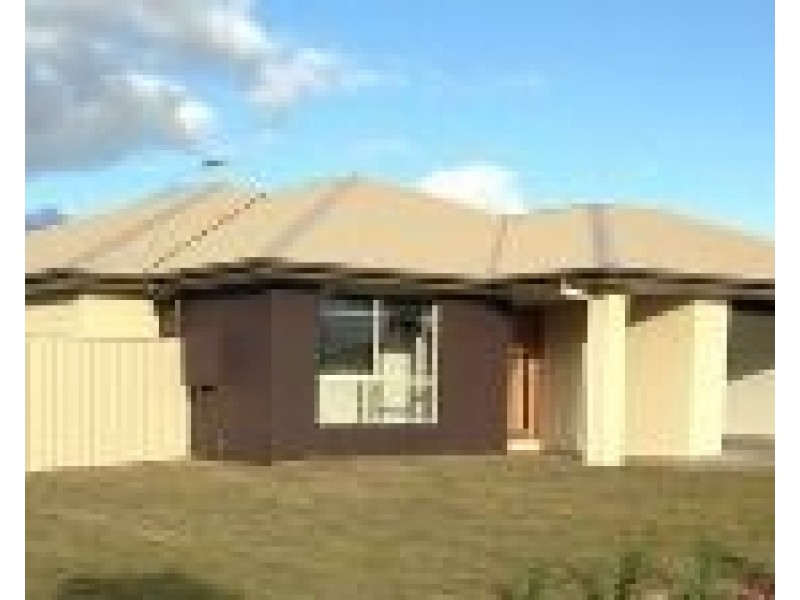 25 Beetson Drive, Roma QLD 4455