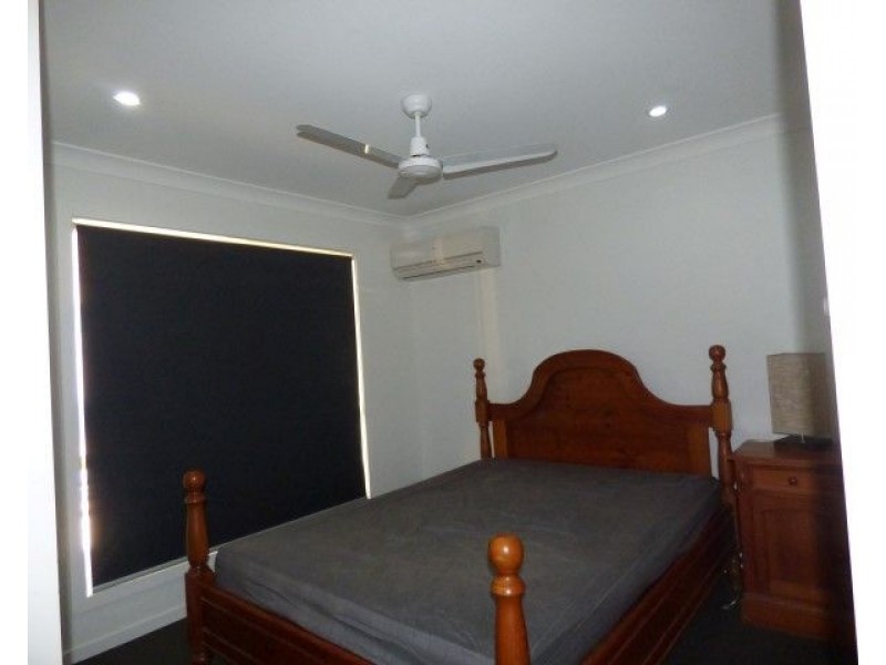 25 Beetson Drive, Roma QLD 4455