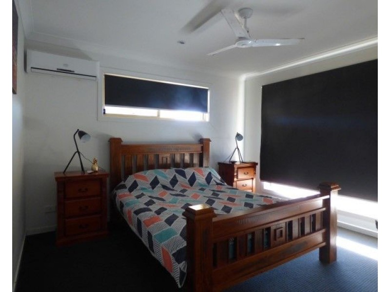 25 Beetson Drive, Roma QLD 4455