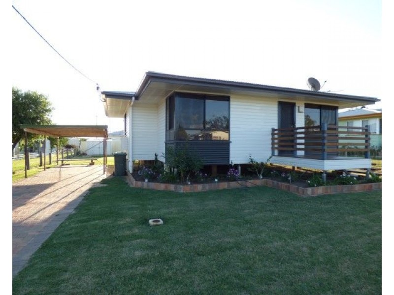 5 Luff Street, Roma QLD 4455