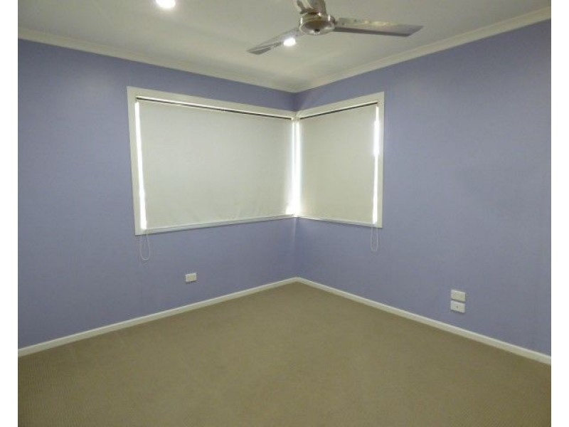 5 Luff Street, Roma QLD 4455