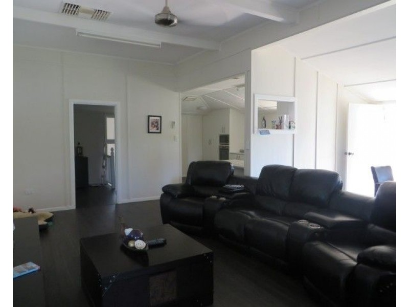 40 Arthur Street, Roma QLD 4455