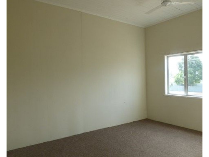 56 Chrystal Street, Roma QLD 4455