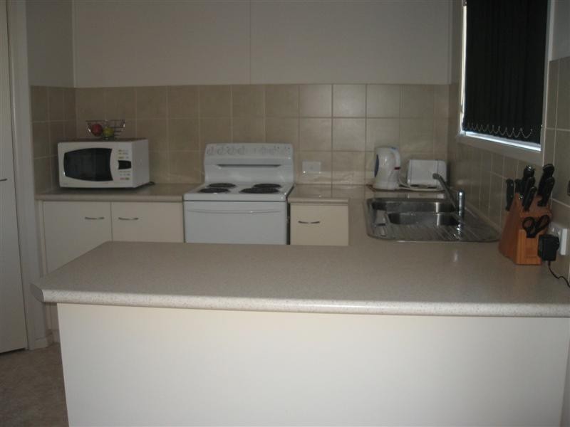 30 Hoffman Street, Roma QLD 4455