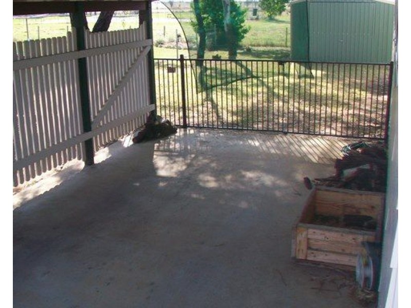 13 Powell Street, Roma QLD 4455