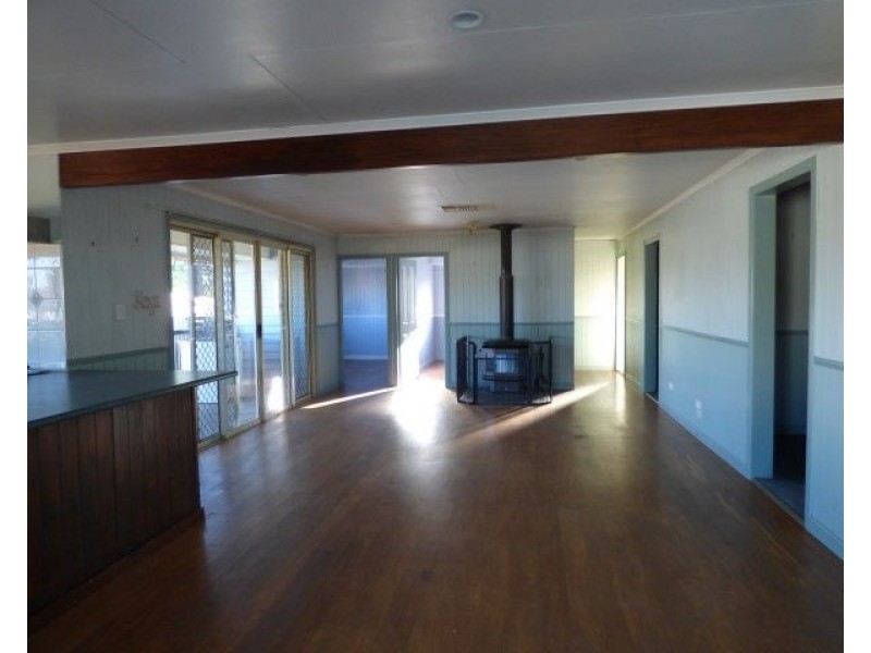 16-18 Derry Street, Roma QLD 4455