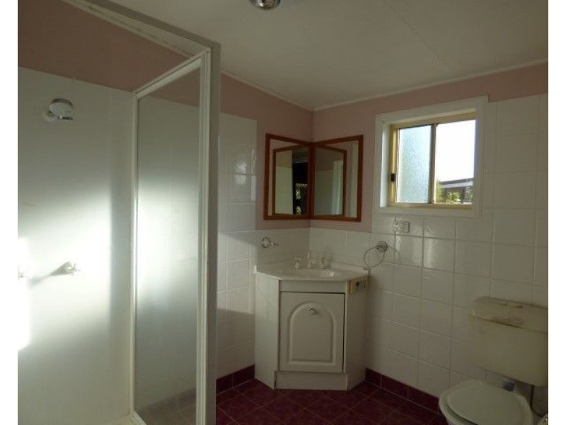 16-18 Derry Street, Roma QLD 4455