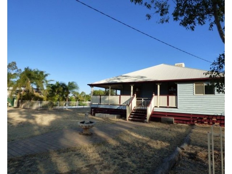 16-18 Derry Street, Roma QLD 4455