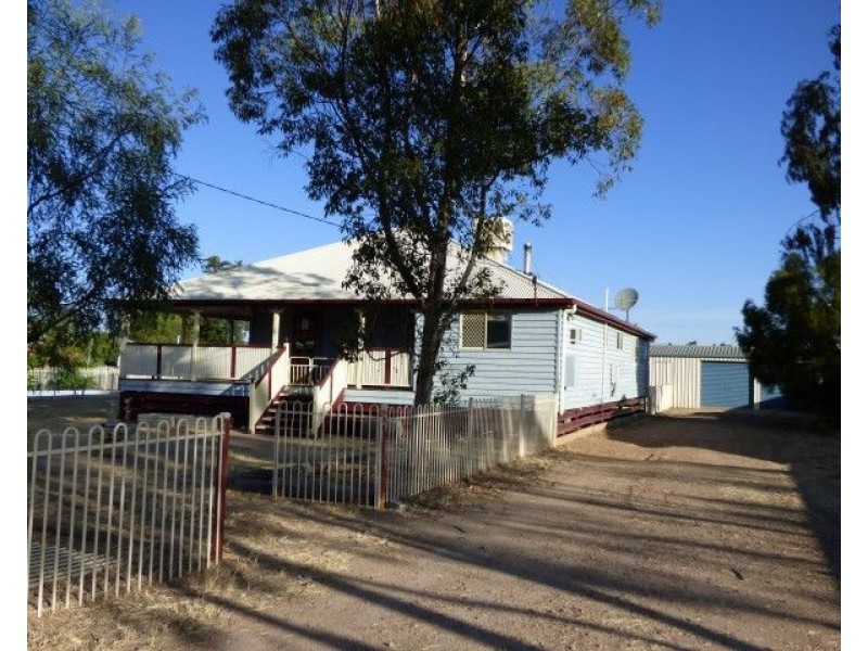 16-18 Derry Street, Roma QLD 4455