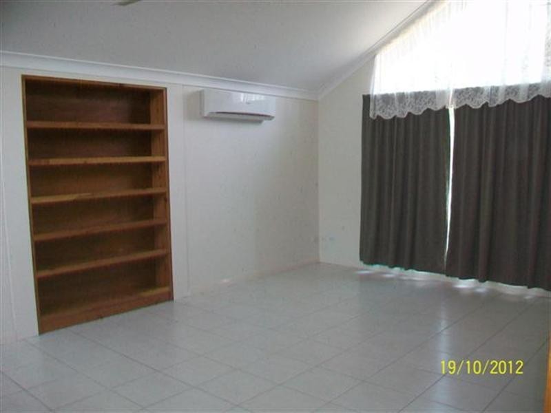 22 Alexander Avenue, Roma QLD 4455