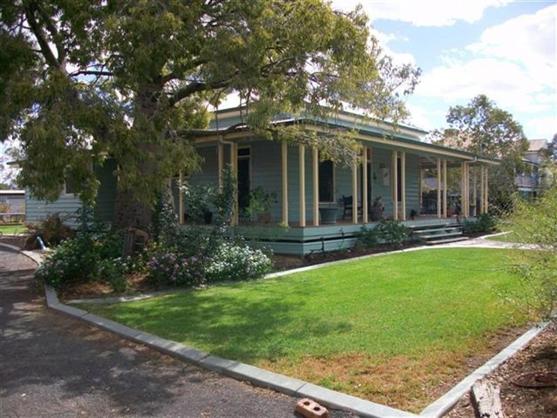 22-24 Conlan Street, Roma QLD 4455