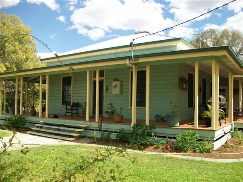 22-24 Conlan Street, Roma QLD 4455